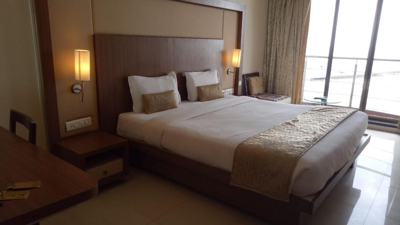 Hotel Sea Fans Ratnāgiri Exteriér fotografie